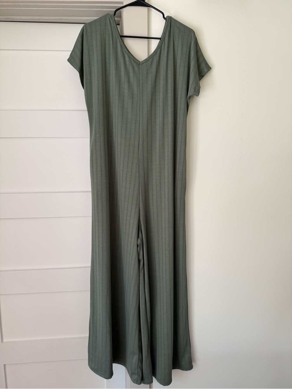 Pinkblush Maternity Women’s Olive Ribbed Wide Leg Maternity Jumpsuit- NWOT